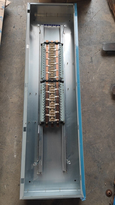Panelboard EATON PRL1x, 225 AMP, 208Y/120V, 3PH/4W, 60Sp, NEMA 1, 72 Inch, PRL1X3225X60C
