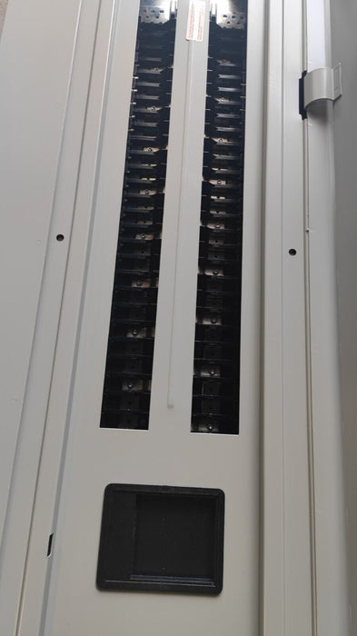 PANELBOARD SIEMENS, 400 AMP, 480Y/277V, MLO, 3PH/4W, 54Sp, Enclosure + Cover, 74 Inch, P1E54MC400AT