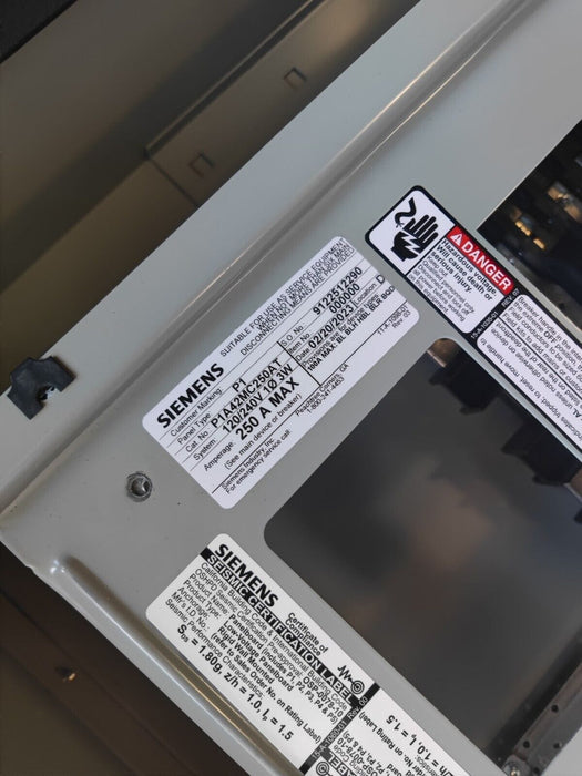 PANELBOARD SIEMENS, 250 AMP, 240V/120V, 1PH/3W, Single Phase, 42Sp, NEMA 3R, 44 Inch, P1A42MC250AT
