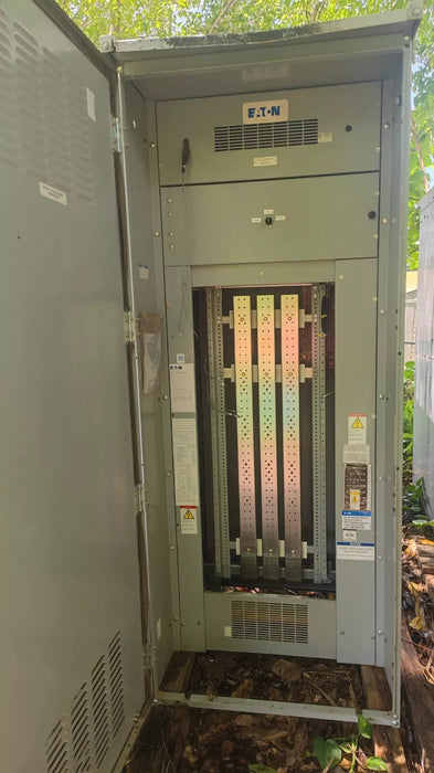 Switchboard/Panelboard EATON PRL4, 2000 AMP, 480Y/277V, 3PH/4W, NEMA 3R
