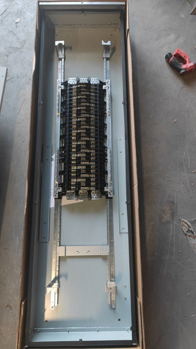PANELBOARD SIEMENS, 400 AMP, 480Y/277V, MLO, 3PH/4W, 54Sp, NEMA 3R, 74 Inch, P1E54MC400AT