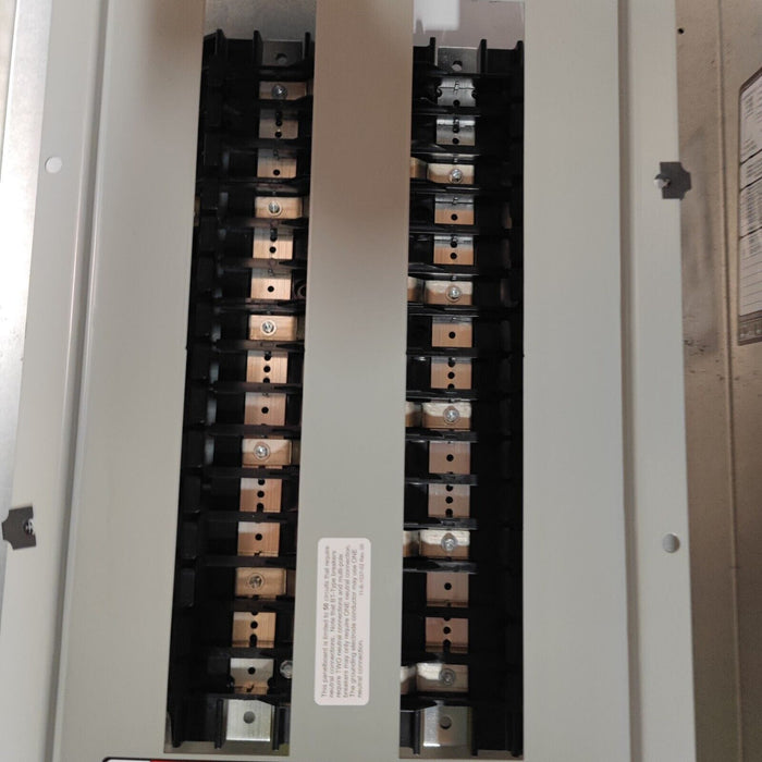Panelboard SIEMENS, 250 AMP, 480Y/277V, 3PH/4W, 30Sp, NEMA 1 Indoor, 38 Inch, P1E30MC250AT
