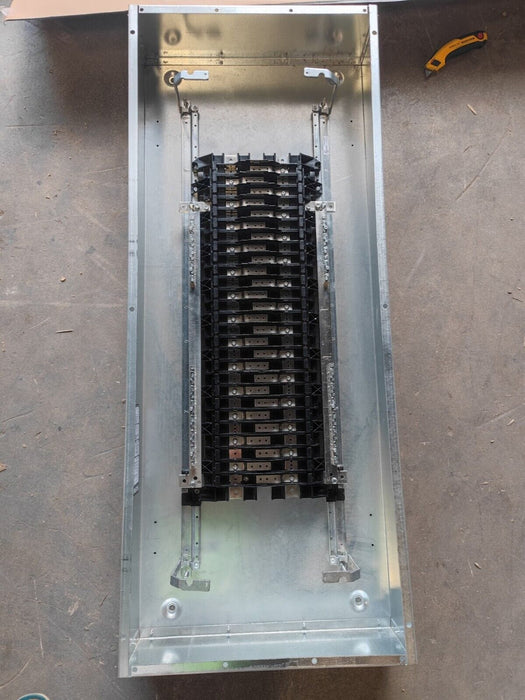 PANELBOARD SIEMENS, 250 AMP, 240/120V MLO, 1PH/3W, 54Sp, SINGLE PHASE, NEMA 1 Enclosure, 50 Inch, P1A54MC250AT
