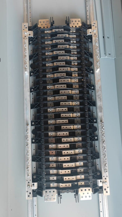 PANELBOARD SIEMENS, 400 AMP, 240V / 120V, MLO, 1PH/3W, 54Sp, SINGLE PHASE, NEMA 3R, 74 Inch, P1A54MC400AT