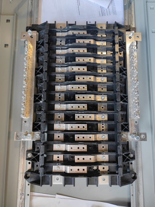 PANELBOARD SIEMENS, 250 AMP, 240/120V, 1PH/3W, 30Sp, SINGLE PHASE, NEMA 3R Outdoor, 38 Inch, P1A30MC250AT