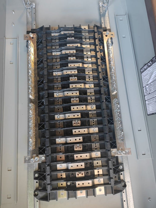 PANELBOARD SIEMENS, 250 AMP, 208Y/120V, 3PH/4W, 42Sp, NEMA 3R Outdoor, 44 Inch, P1X42MC250AT