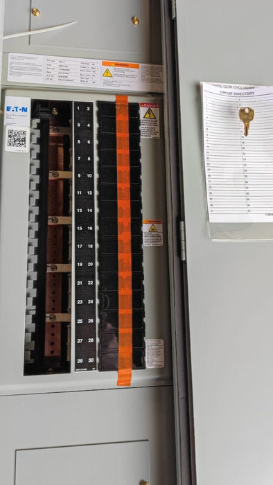 Panelboard EATON PRL1x, 100 AMP, 208Y/120V, 3PH/4W, 30Sp, NEMA 3R, 48 Inch, PRL1X3100X30C