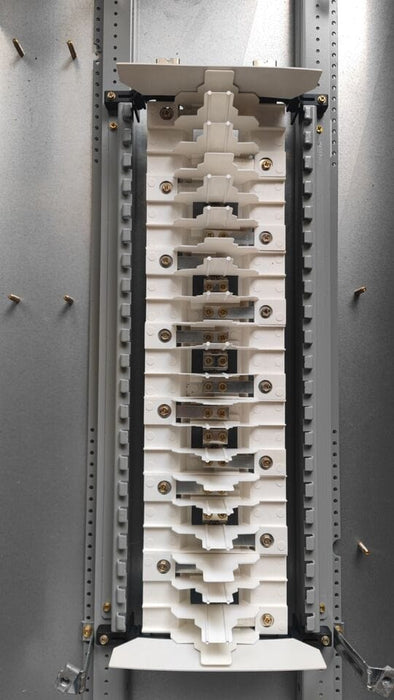 Panelboard EATON PRL2a, 225 AMP, 480Y/277V, 3PH/4W, 42Sp, NEMA 1, 48 Inch