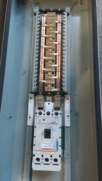 Panelboard EATON PRL1x, 400A, 208Y/120V, 3PH/4W, MLO, 42Sp, NEMA 3R, 60 Inch