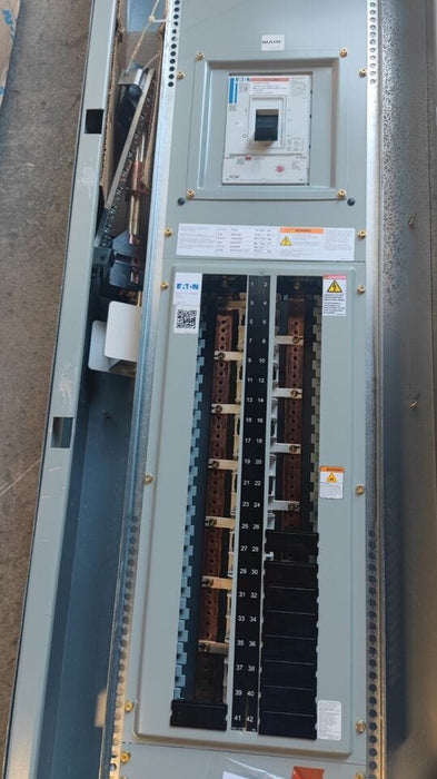 Panelboard EATON PRL1x, 400A, 208Y/120V, 3PH/4W, MLO, 42Sp, NEMA 1, 60 Inch, PRL1X3400X42C