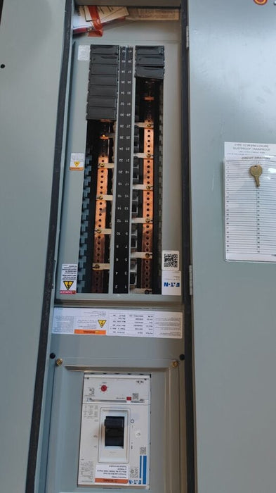 Panelboard EATON PRL1x, 400A, 208Y/120V, 3PH/4W, MLO, 42Sp, NEMA 3R, 60 Inch