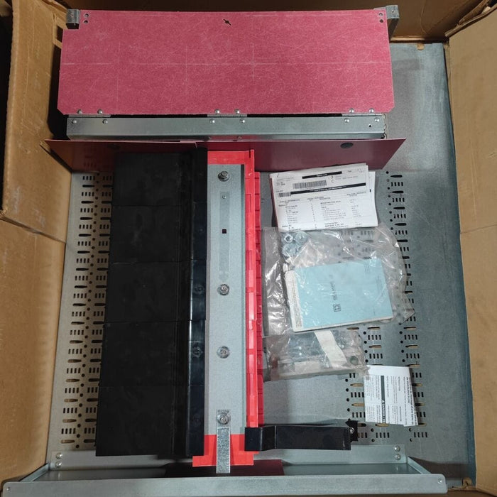 Panelboard Square D HCP, 600A, 600 VAC / 250 VDC, 3PH/3W, 45 Inch