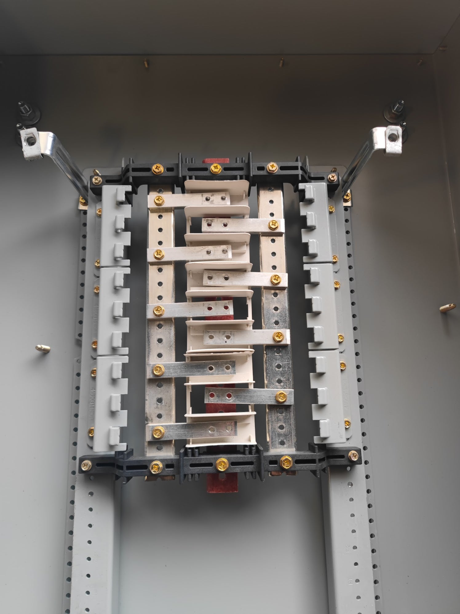 Panelboard Stand Support Panelboard EATON PRL1A, 225A, 240V/120V, 1PH/3W, 18Sp, NEMA 3R, 36 Inc ...
