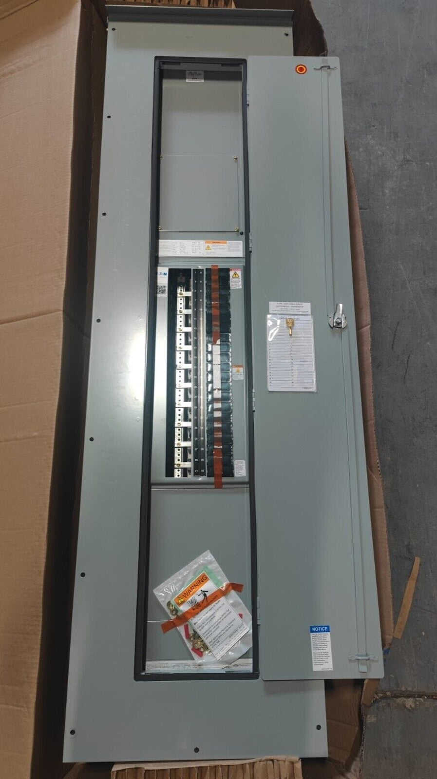 Panelboard EATON PRL1x, 400 AMP, 240V/120V, 1PH/3W, MLO, 42Sp, NEMA 3R ...