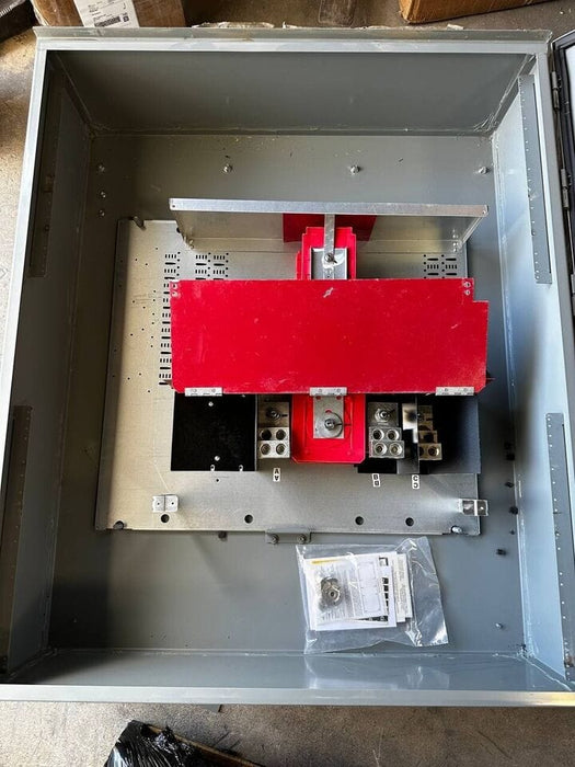 PANELBOARD SQUARE D HCP14508, 800A, 600 VAC / 250 VDC, 3PH/4W, 18Sp, NEMA 3R, 51 Inch HC4250WP