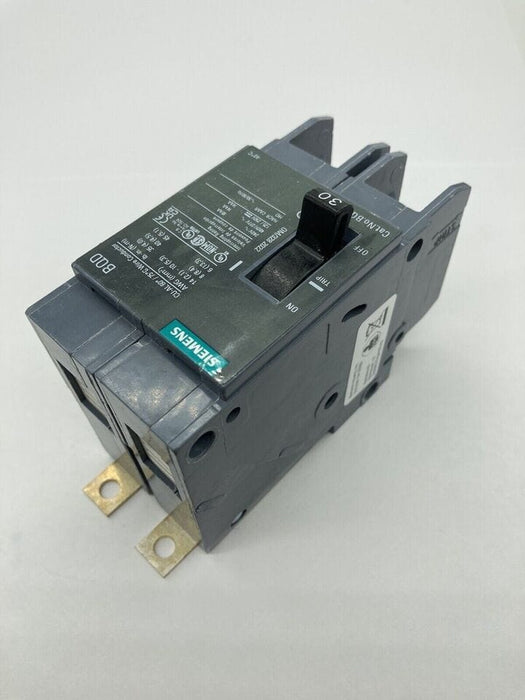 Siemens BQD230 2 Pole 30Amp 480Y 277VAC 250 VDC Type BQD Bolt On Circuit Breaker